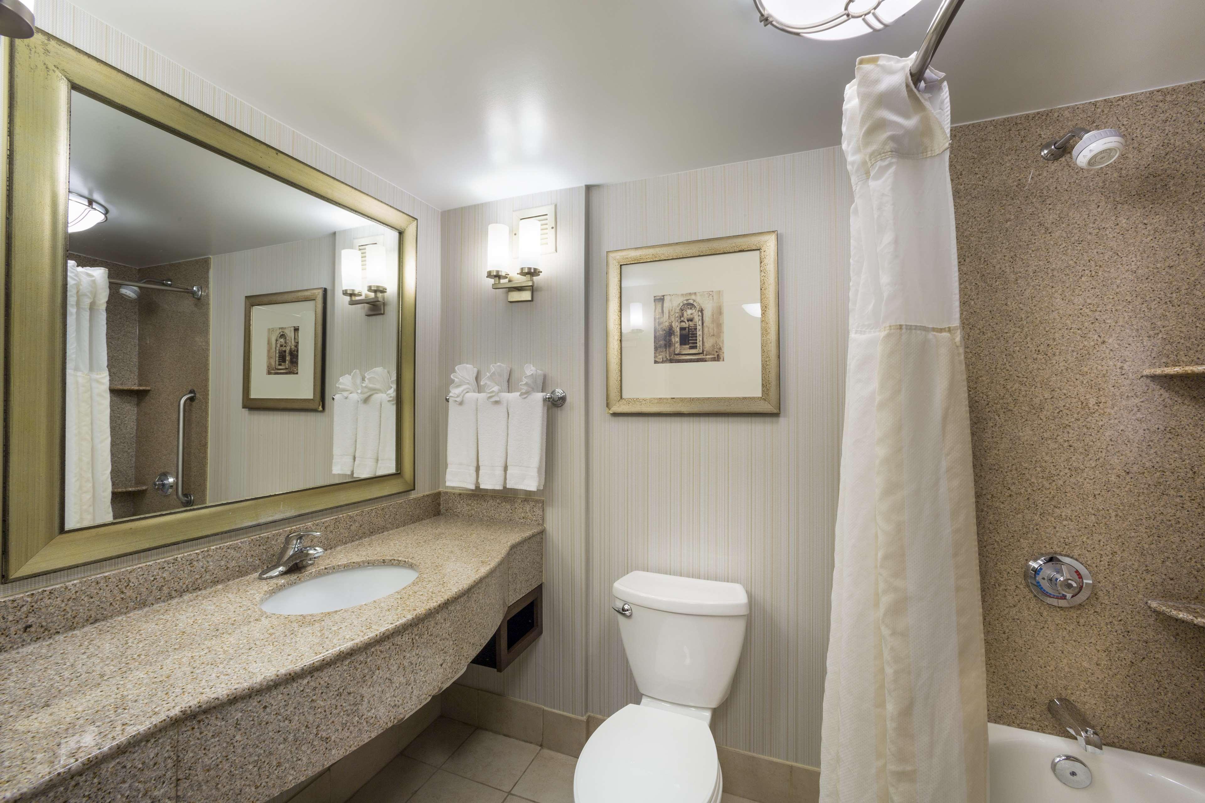 Hilton Garden Inn Hampton Coliseum Central Zewnętrze zdjęcie
